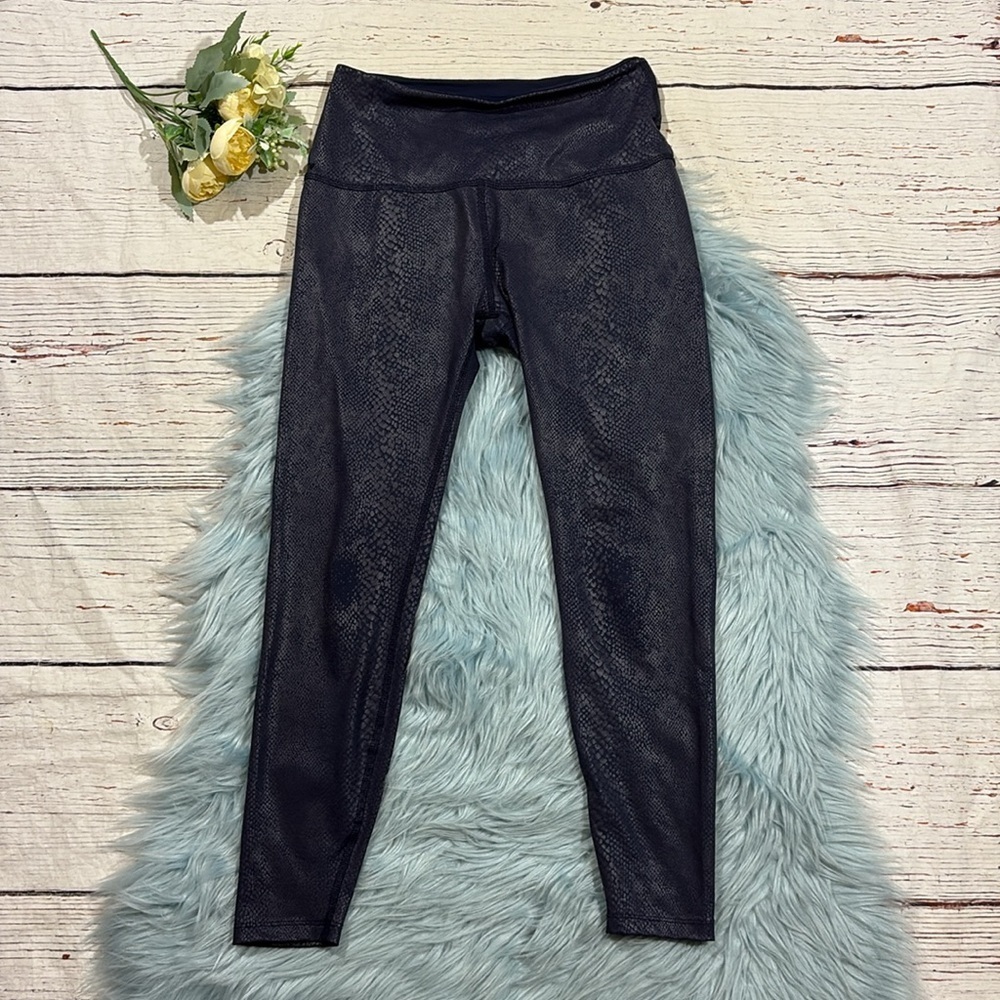 Beyond Yoga Navy Blue Viper Snakeskin Shine Leggings